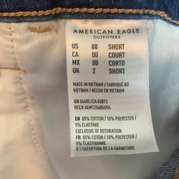 Women's American Eagle Next Level Stretch Short Jeans - Picture 6 of 10